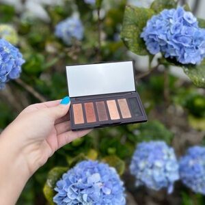 Charlotte Tilbury Super Nudes Easy Eyeshadow Palette